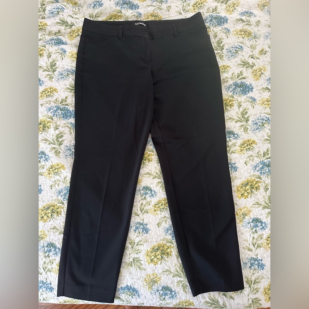 Express Black Straight Leg Women's Pants